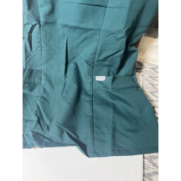 Lot 2 Grey's Anatomy Barco Printed V-Neck Scrub Top Size S Deep Forest Gardena - Picture 3 of 9